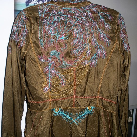 PRICE DROP! Johnny Was Boho100% silk embroidered blouse SZ M - Picture 3 of 8